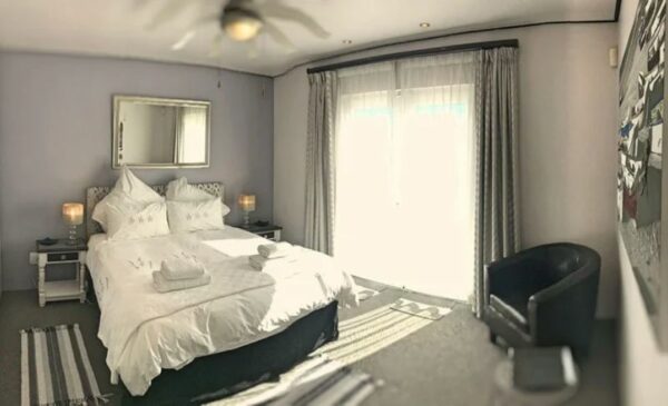 A 2-Night Self-Catering Stay for 4 People in Velddrif - Image 3