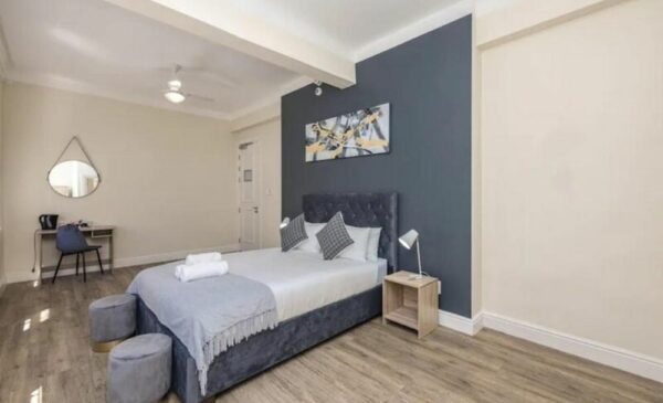 A Sophisticated 2-Night Stay Including Breakfast in Cape Town’s Vibrant Inner City - Image 3