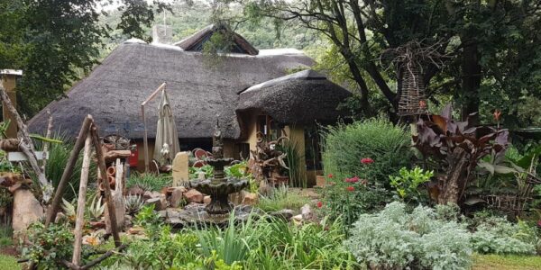 A 1-Night Bed & Breakfast Stay on the Banks of the Magalies River - Image 3