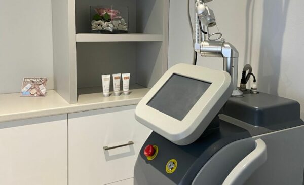 Get Youthful-Looking Skin with A CO2 Fractional Laser Resurfacing in Table View - Image 3