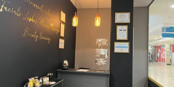 A Dermaplaning Session for 1 in Killarney - Image 4
