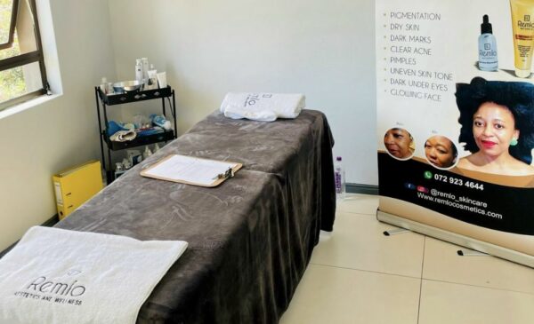 Smooth and Hydrate Your Skin with a Mini-Facial and Dermaplaning in Fourways - Image 5