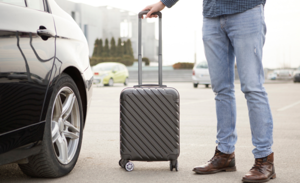 3-day Park & Fly Service, including car wash