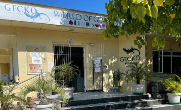 Enjoy a Gemstone Tour in Midrand - Image 5
