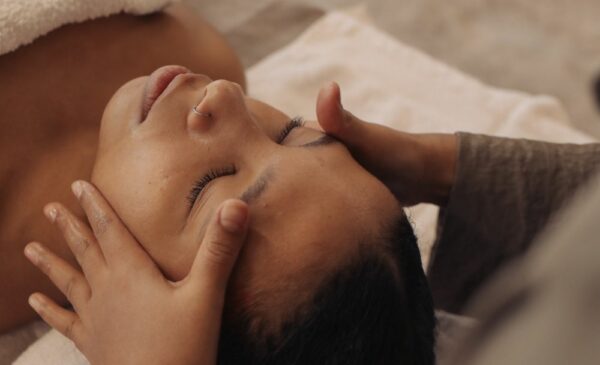 A Soothing 75 Minute Pamper Package for One