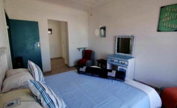 Enjoy Warm Weather and Sea Views with this 2-Night Family Stay in Margate - Image 3