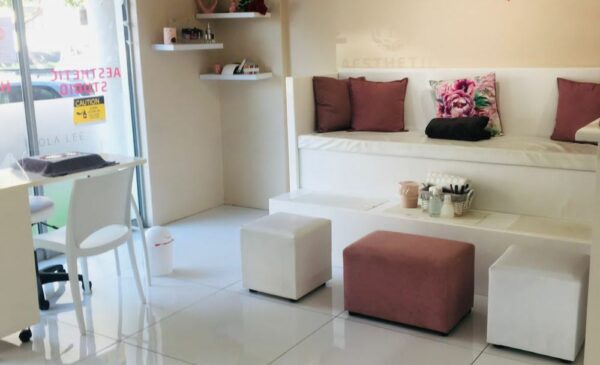 Give Your Hair and Feet Some TLC with this Combo Package - Image 2