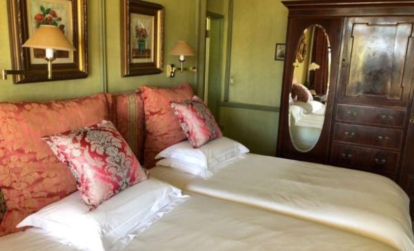 Treat Yourself and Your Significant Other to a Luxury Romantic Getaway in False Bay - Image 5