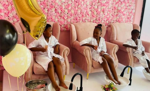 De-stress with a 2-Hour Couples Pamper Package in Fourways - Image 4