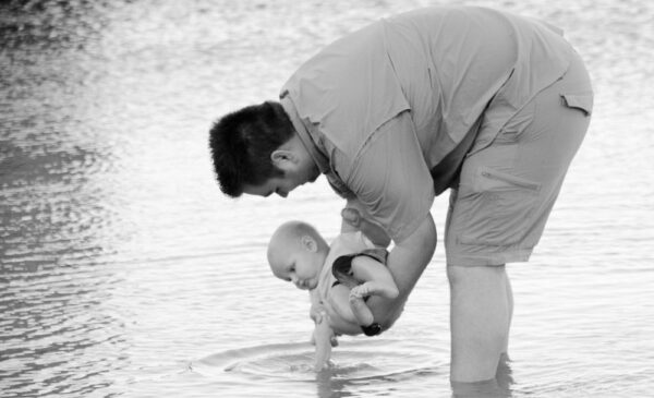 A Professional On-Location Photoshoot for up to 4 People - Image 2