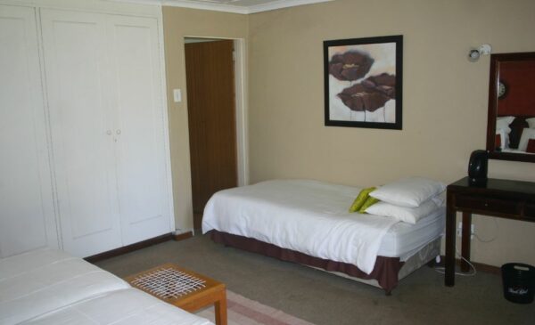Have a Weekend Retreat with an Idyllic 2-Night Stay in the Midlands Meander - Image 4