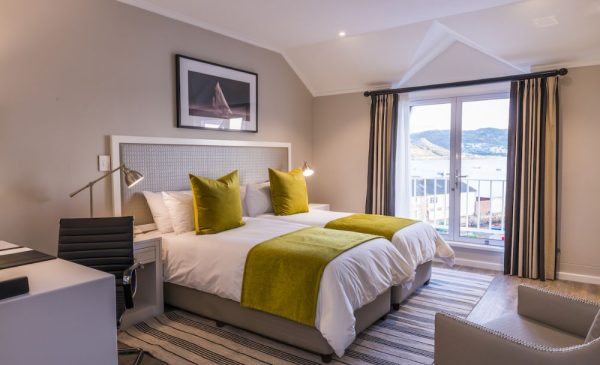 Experience Serenity at the Seaside with a 3-Night Stay in Simon's Town - Image 3