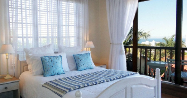 Self-catering Seaside Stay for 2 in Umhlanga Rocks - Image 2