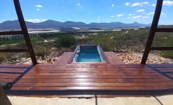 Unwind in Stunning Natural Surroundings with a Midweek Mountain Cottage Stay in Citrusdal - Image 8