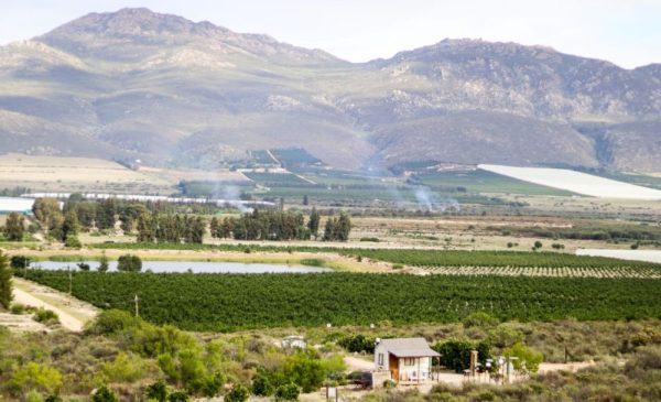 Unwind in Stunning Natural Surroundings with a Midweek Mountain Cottage Stay in Citrusdal - Image 10