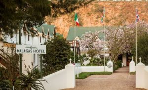 The outside of the Malagas Hotel in Breede River