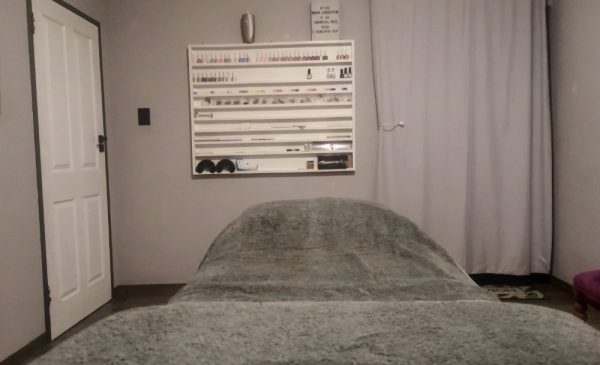Get Silky-Smooth Skin with a Dermaplaning Session in Garsfontein - Image 2