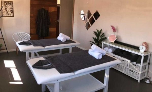 A Thai Oil Massage to Melt Your Stress Away - Image 2