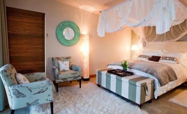 A Tranquil Romantic Getaway in a Self-Catering Chalet near Zinkwazi Beach - Image 2