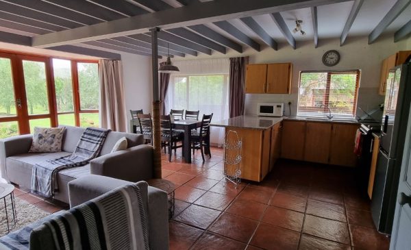 Enjoy Tranquility with a Midweek Family Stay in a Charming Dullstroom Cottage - Image 3