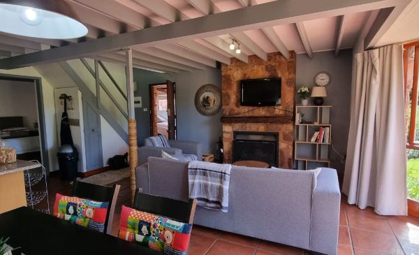 Enjoy Tranquility with a Midweek Family Stay in a Charming Dullstroom Cottage - Image 5