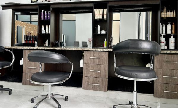 A treatment area at Hairstylyn on the Lake in Umhlanga Ridge