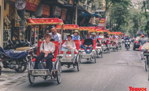 Discover Vietnam with an 8-Day Tour from North to South - Image 4