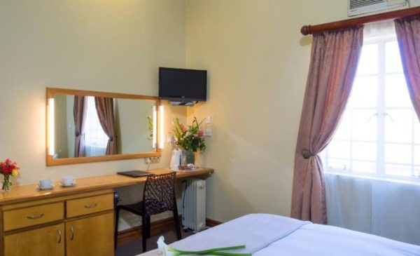 Have a Romantic Retreat with a Couple’s Stay and Spa Package - Image 2