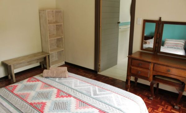 A Serene Stay for up to 12 People in a Farmstyle Guesthouse near Zinkwazi Beach - Image 3