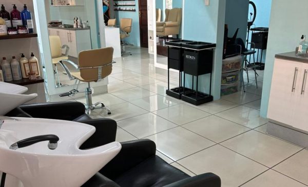 A Summer Highlights Offer for You to Transform Your Hair - Image 2