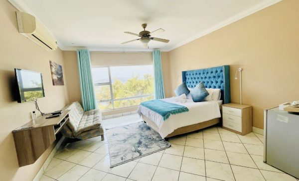 A 1-Night Self-Catering Stay at a Guesthouse in Hartbeespoort