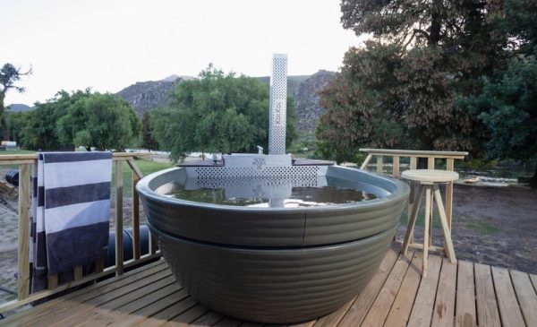 1-night midweek glamping experience in Citrusdal - Image 3