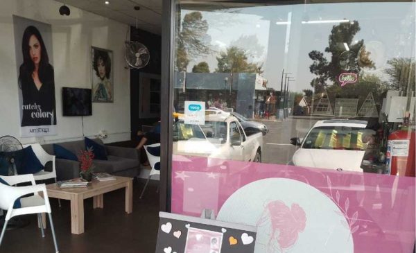 Treat yourself to a stylish gel combo in Alberton - Image 3