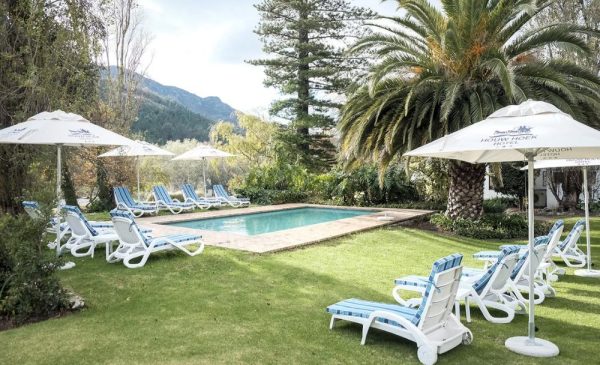 Exclusive deal for a 1-night stay for 2 with a couple's massage at the Houw Hoek Hotel - Image 4