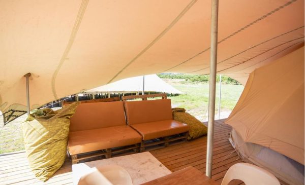 1-night weekend glamping experience for up to 6 people in Citrusdal - Image 5