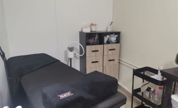 Have a Beauty Transformation with Lash & Brow Lamination and a China Doll Laser Peel Facial - Image 3