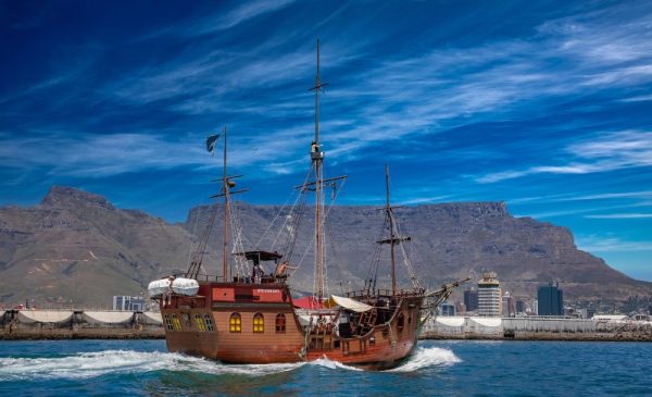1-Hour Daytime Pirate Ship Cruise For a Family of 4