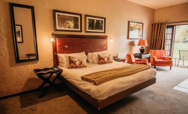 2-night stay for 2 in luscious Mount Sheba Rainforest in Mpumalanga - Image 2