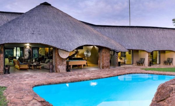 A Bush Escape Including All Meals and a Game Drive - Image 3