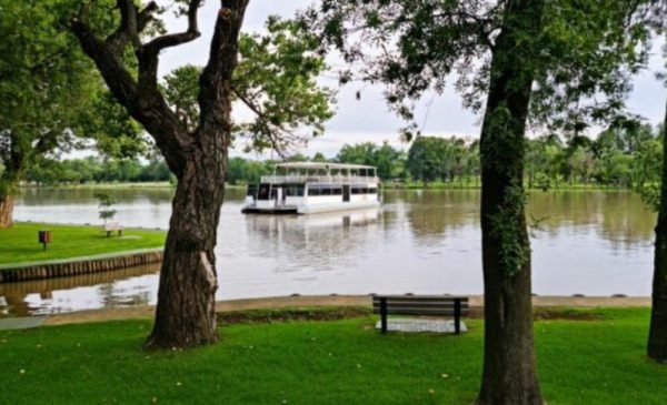 A 2-hour Sunday lunch Vaal River Cruise Including 3 Course Buffet Lunch For Two - Image 2