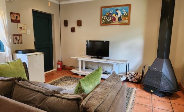Get Away to the Historic Tulbagh Valley with a 1-Night Stay at a Country Villa - Image 9