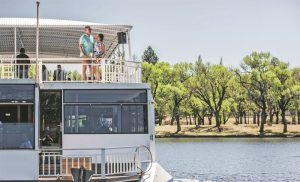 A 2-hour Vaal Wine Route Cruise with Liquid Lounge