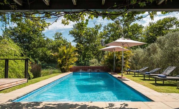 Scenic midweek stay for 2 in Stellenbosch - Image 11