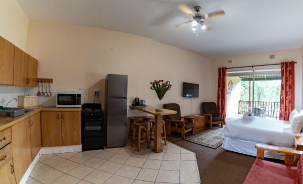 Family Getaway Deal with a 1-Night Stay for 4 including Massages at Gooderson Natal Spa Resort - Image 3