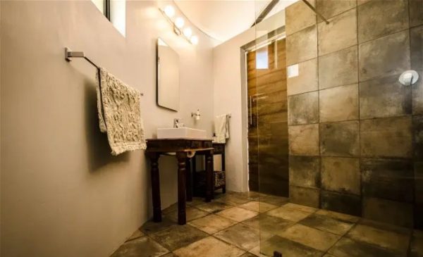 Midweek stay for 2 in Tulbagh - Image 6