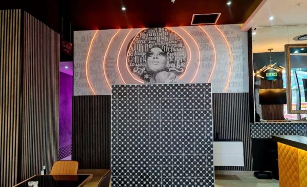 Breakfast for 2 at Black Lounge in Umhlanga Rocks - Image 5