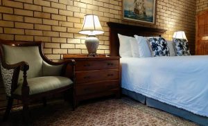 A 1-Night Bed & Breakfast Stay in Parys