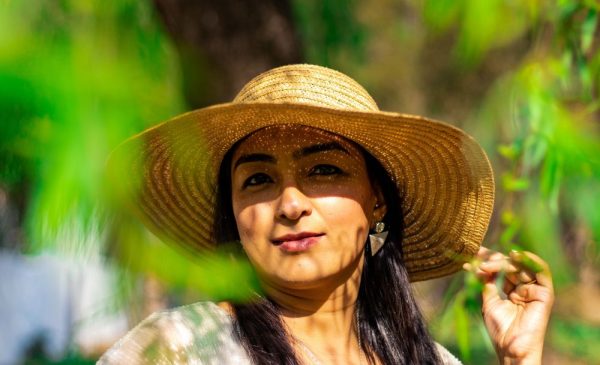 A 1-Hour Portrait Session with a Professional Photographer for up to 5 People - Image 9