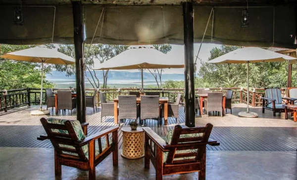 2-night stay for 2 in a Charming Bush Chalet - Image 2