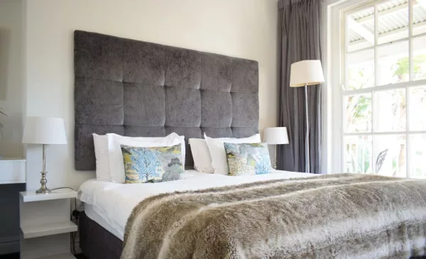 1-night stay for 2 in Central Cape Town - Image 8